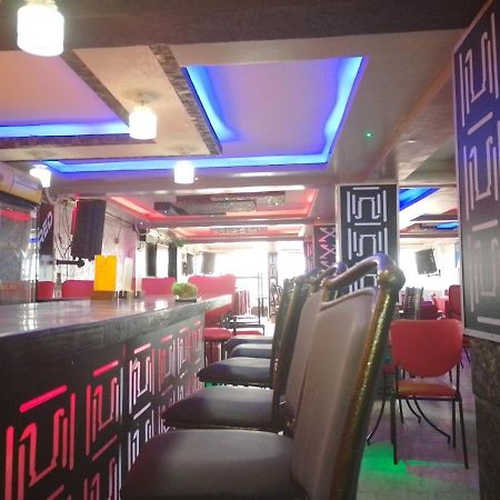 Royal Prince Hotel, Meru Exterior photo